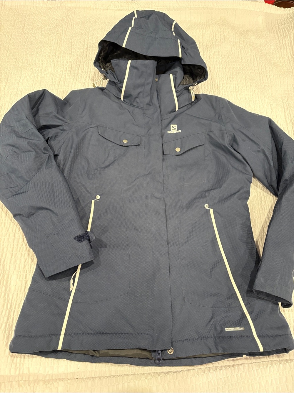 Salomon Women's Navy Hooded Ski Jacket with White Trim
Size M